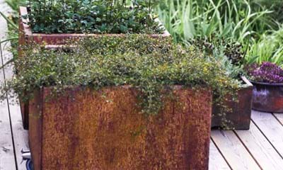 Land Modern Corten Plantekasse Med Hjul Stoerrelse 60X60 Cm Land Modern Corten Plantekasse Med Hjul Stoerrelse 60X60 Cm