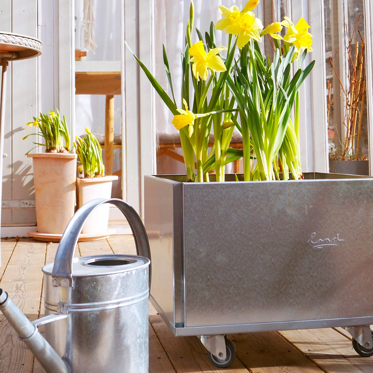 Land Classic Hojbed Paa Hjul 40X40cm Galvaniseret Jern