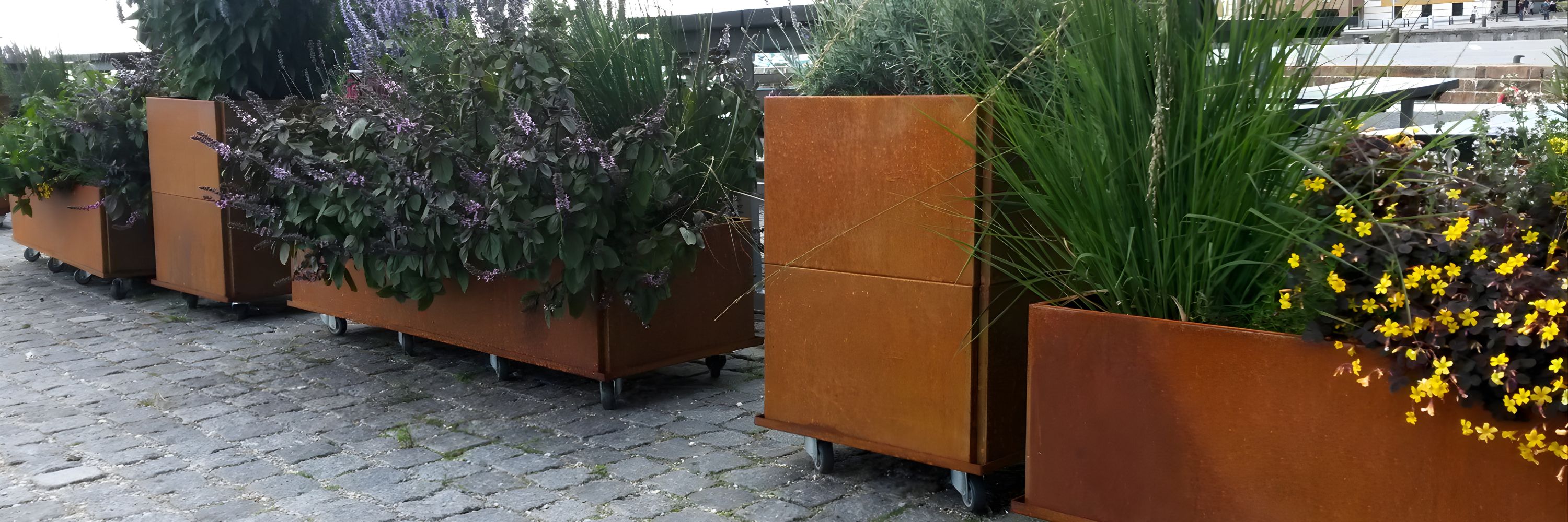 Banner billede - Plantekasser Land Classic på hjul jpg.jpg