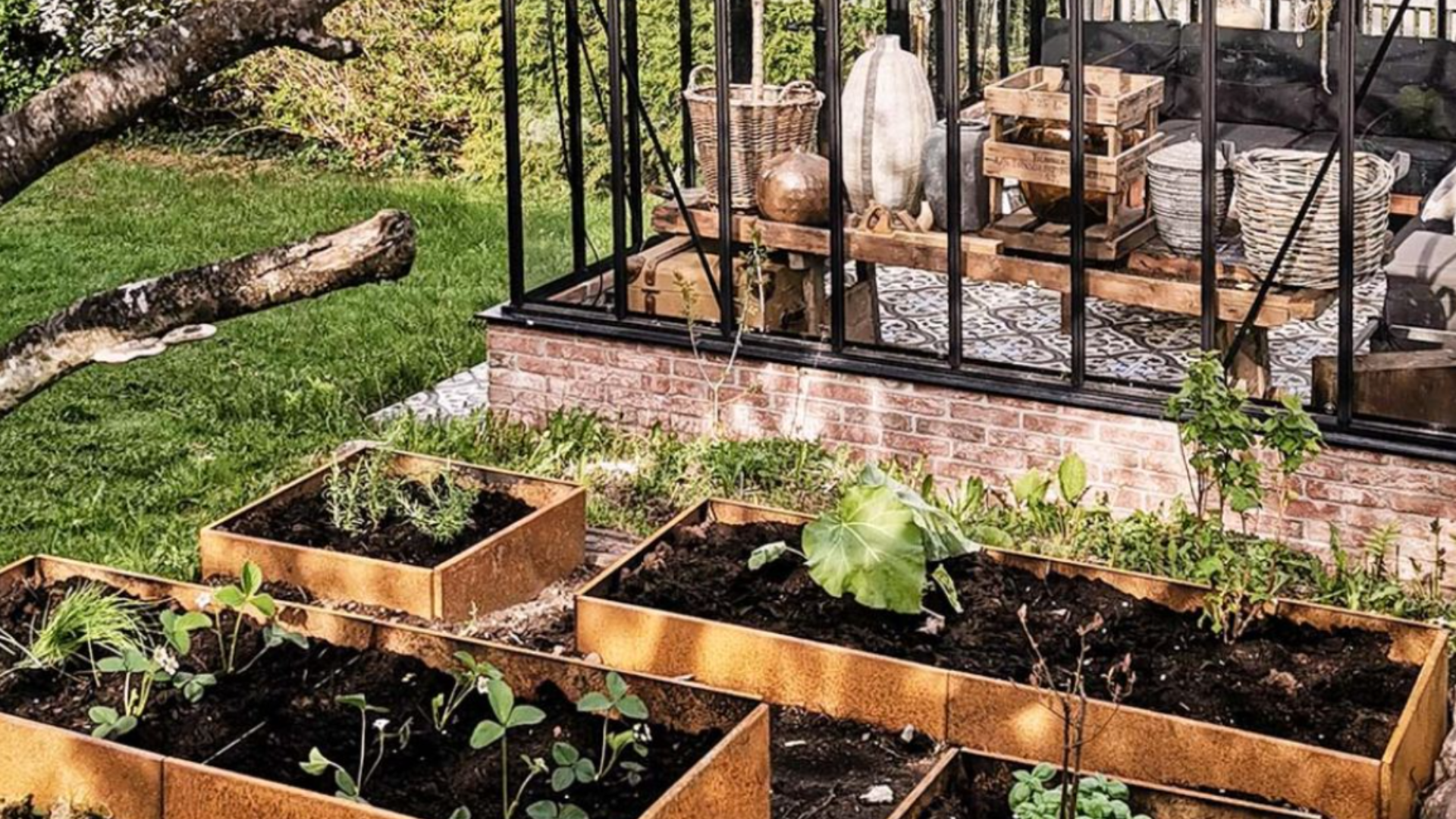 Forberedelser til forårets blomster